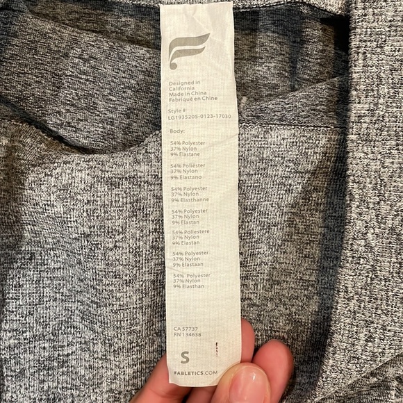 Fabletics yoga pants size small - Picture 6 of 6